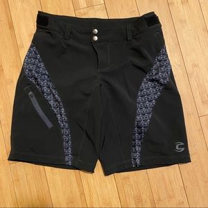 Men’s Cannondale bike shorts sz s